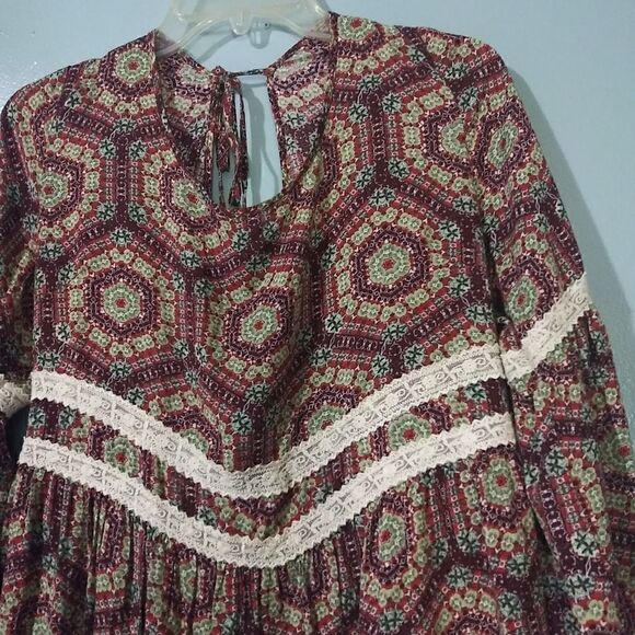 - Boho mini dress with bell sleeve - Picture 7 of 8